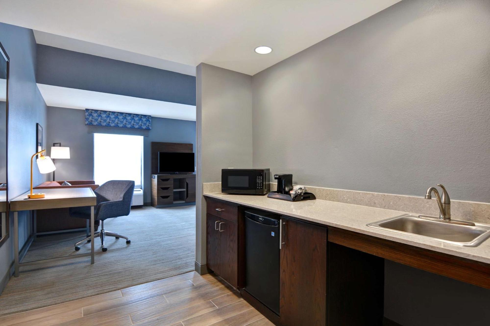 Hampton Inn & Suites Clearwater St Petersburg Ulmerton Road Fl Kültér fotó