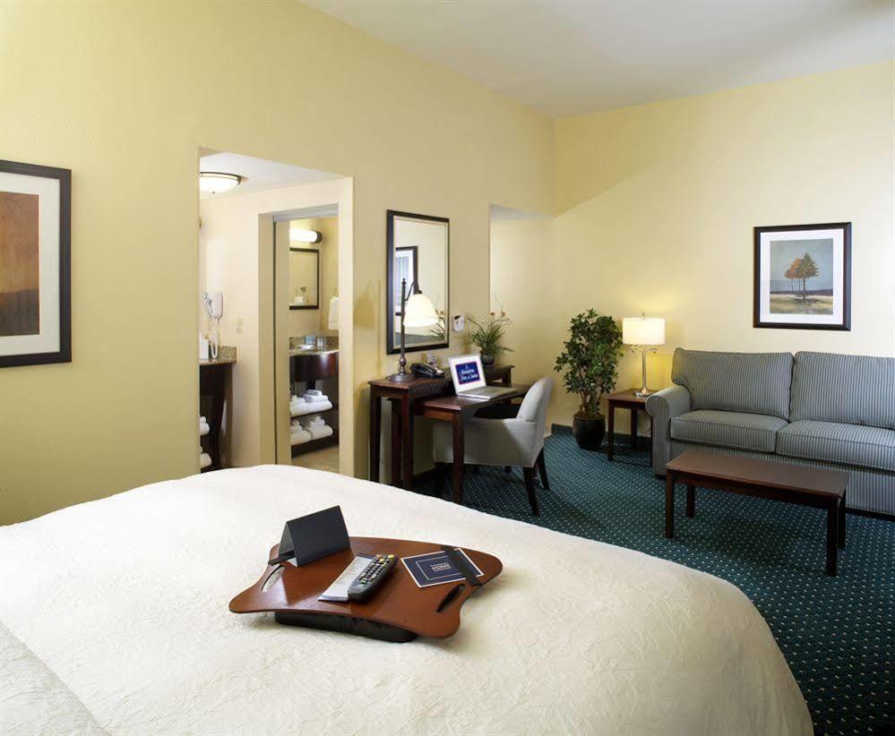 Hampton Inn & Suites Clearwater St Petersburg Ulmerton Road Fl Szoba fotó